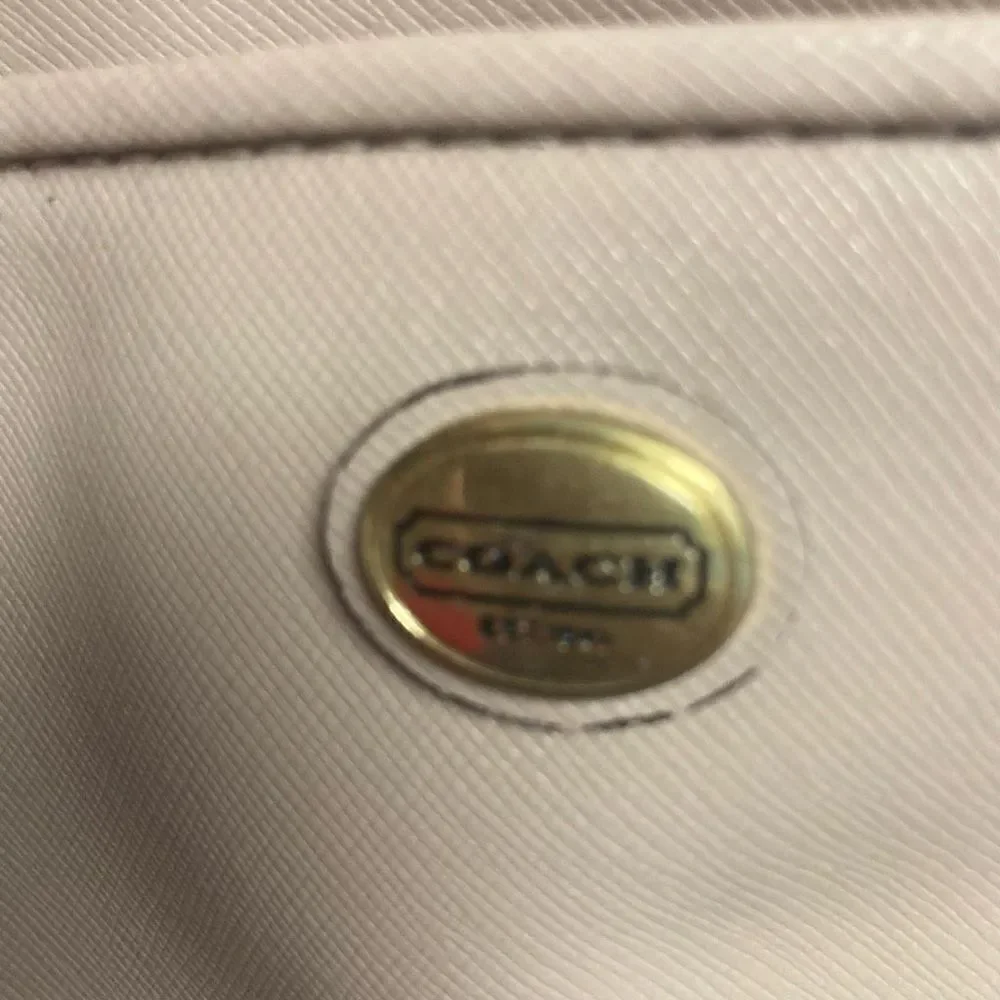 COACH Peyton Leather Jordan Double Zip Women’s Tote Handbag Cream‎ - Picture 9 of 12